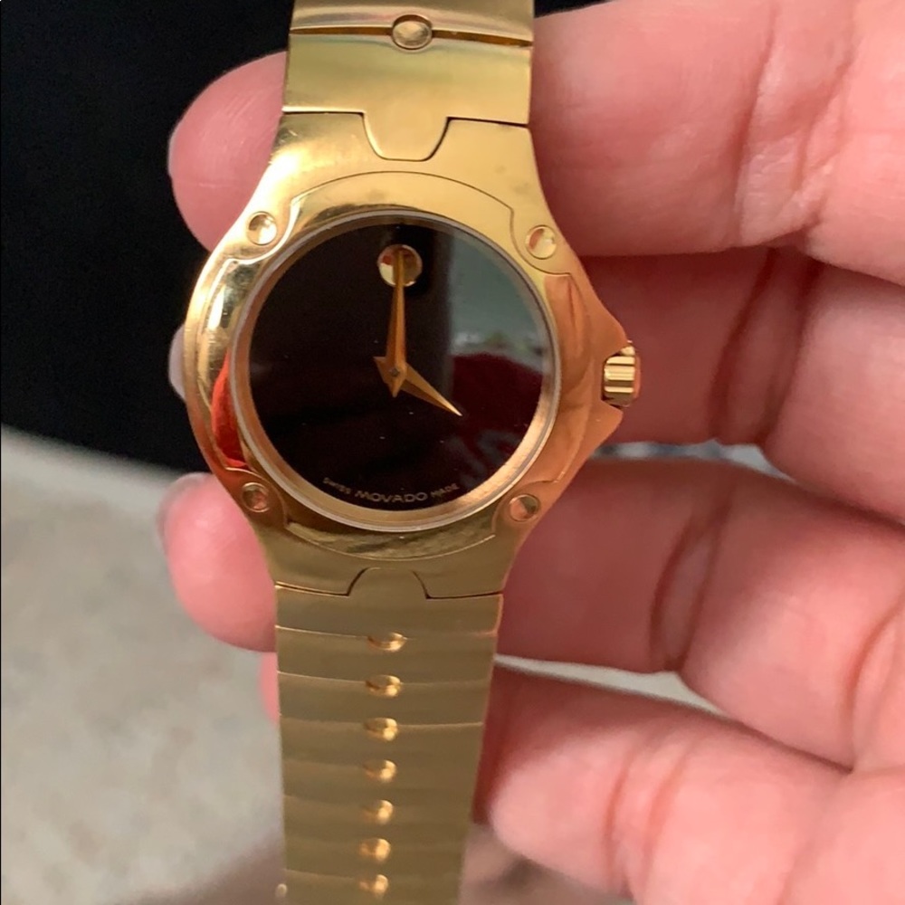 Women's used nova do watch